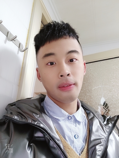 幼稚鬼的第一张照片--佛冈蓝颜知己交友网